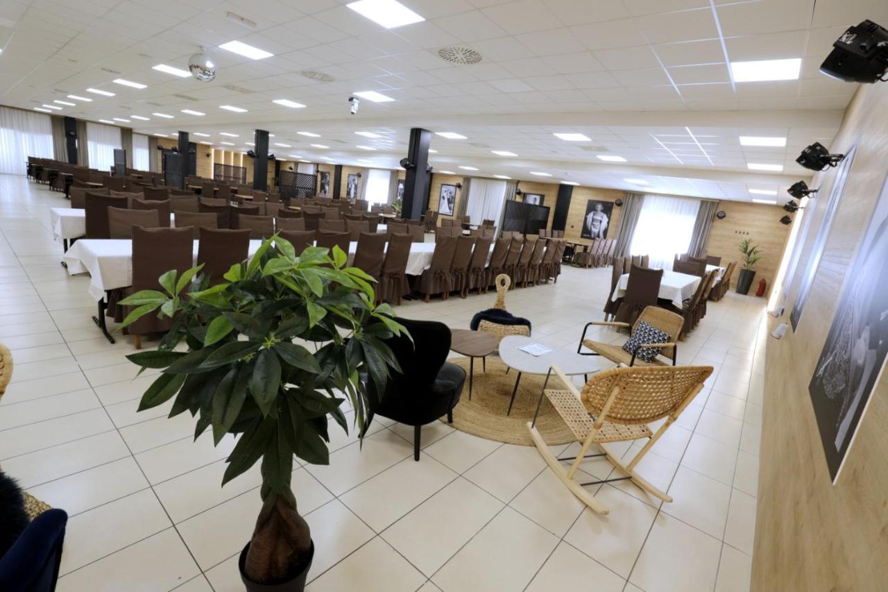 Apartments & Rooms Križevci Екстериор снимка