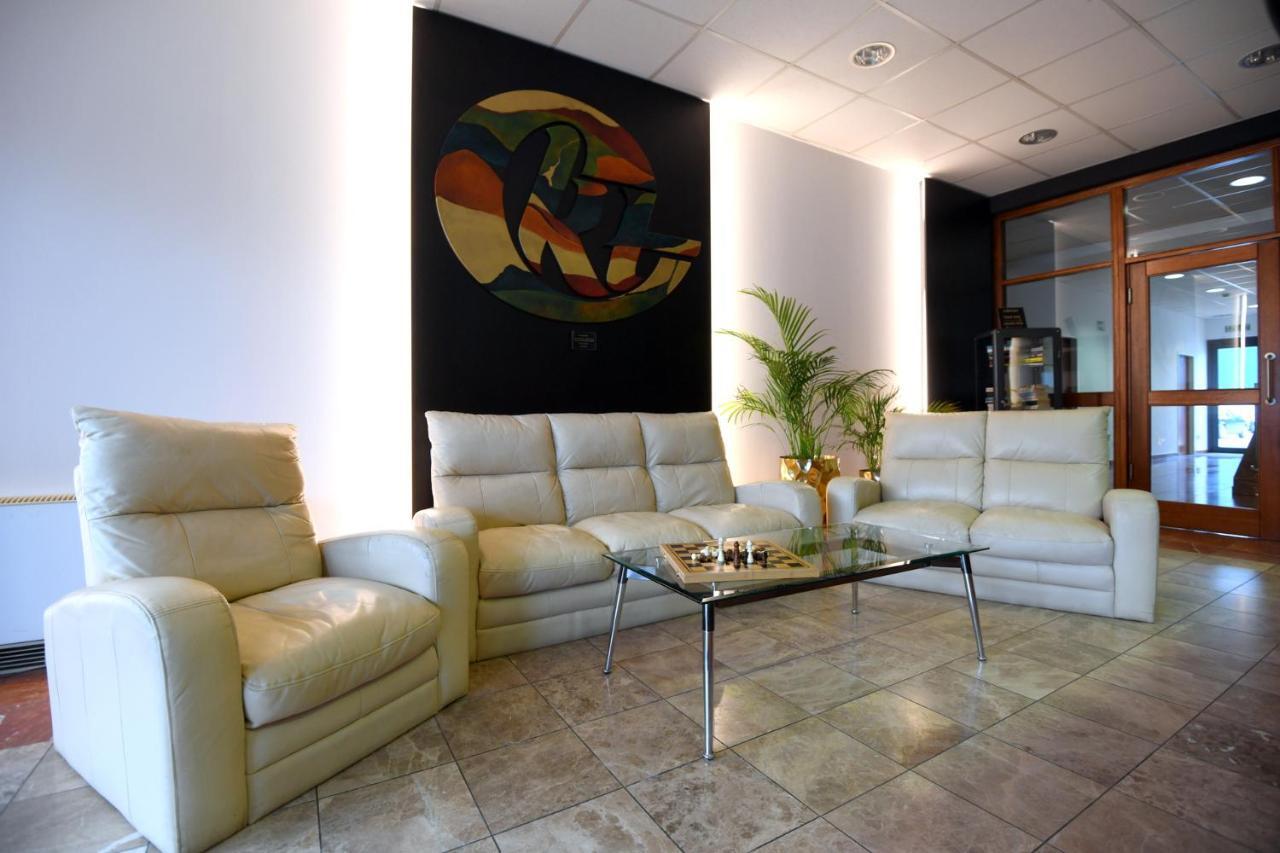 Apartments & Rooms Križevci Екстериор снимка