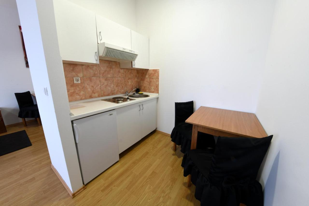 Apartments & Rooms Križevci Екстериор снимка