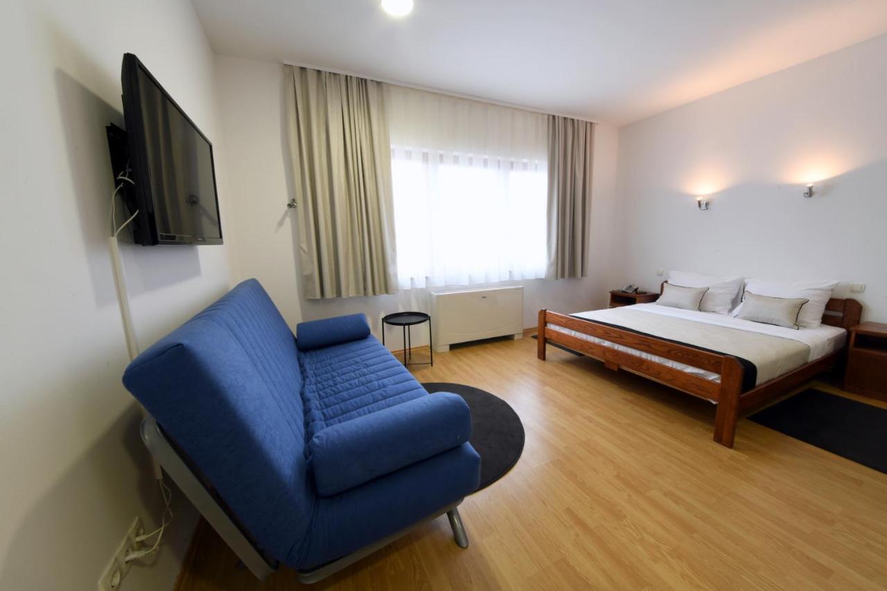 Apartments & Rooms Križevci Екстериор снимка